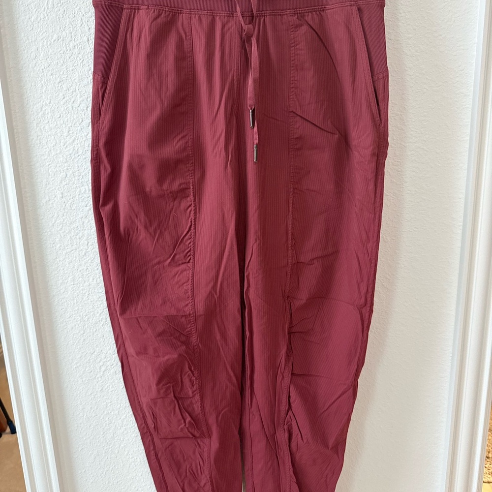 Lulu lemon Maroon Joggers